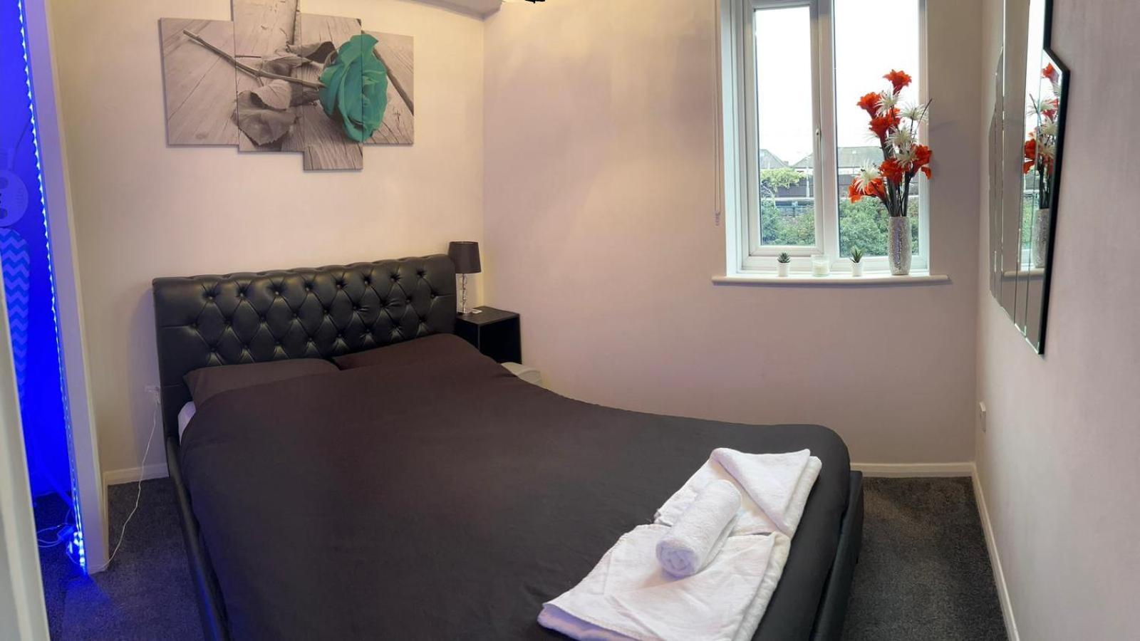 Sleek & Stylish - E15 Apartment With Parking London Exterior foto